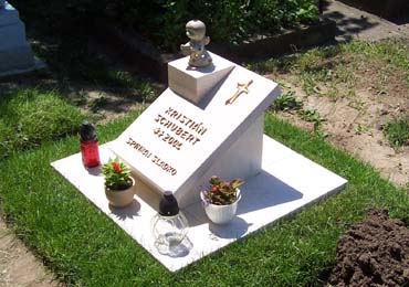 Kina Xingyan - American Stone Sharving Tombstone