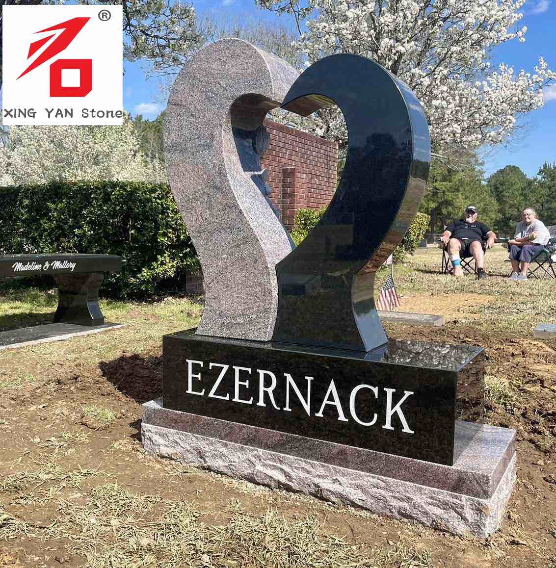 Kina Xingyan Manufacturing - Love Shaped Art Tombstone